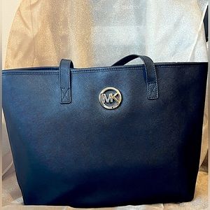 Michael Kors Tote